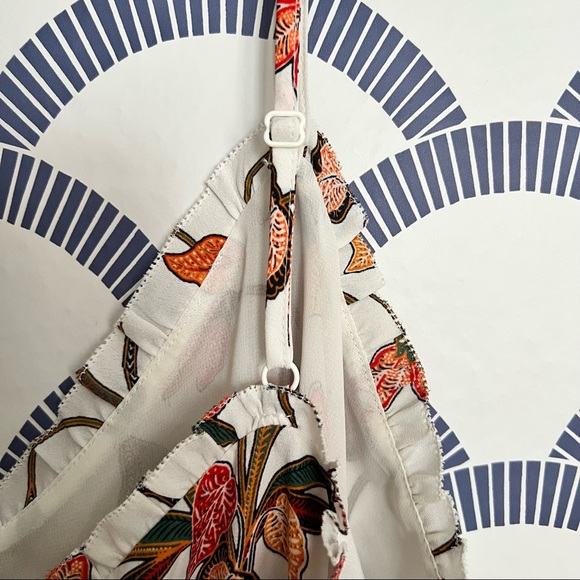 LOFT Floral Cami - Picture 4 of 5